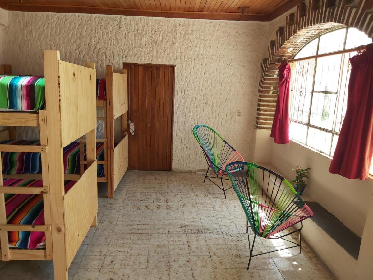 El Sunset Hostel Puerto Vallarta Exteriör bild